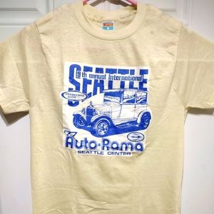 Vintage 1977 Seattle 9th Annual Seattle Auto Rama T-shirt Size Large